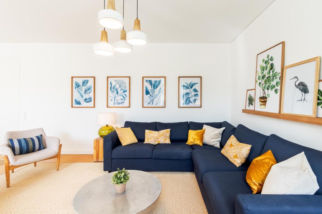 Apartamento Joivy Chiado Self Check-In 2-Br Flat With Parking Lisboa Exterior foto